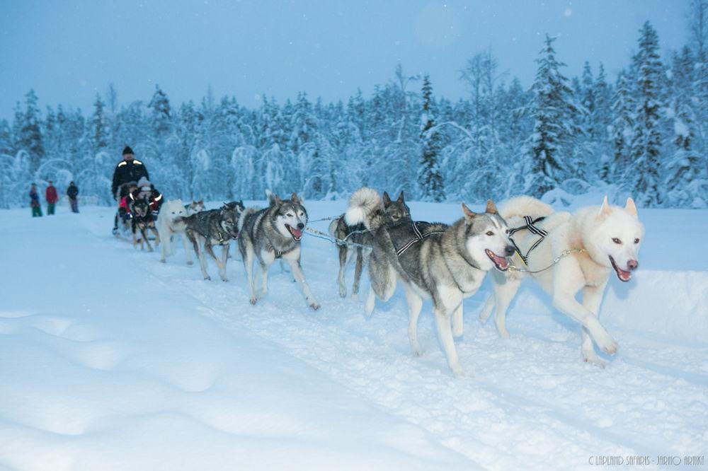 Lapland Hotels Snowvillage Yllasjarvi Exterior photo